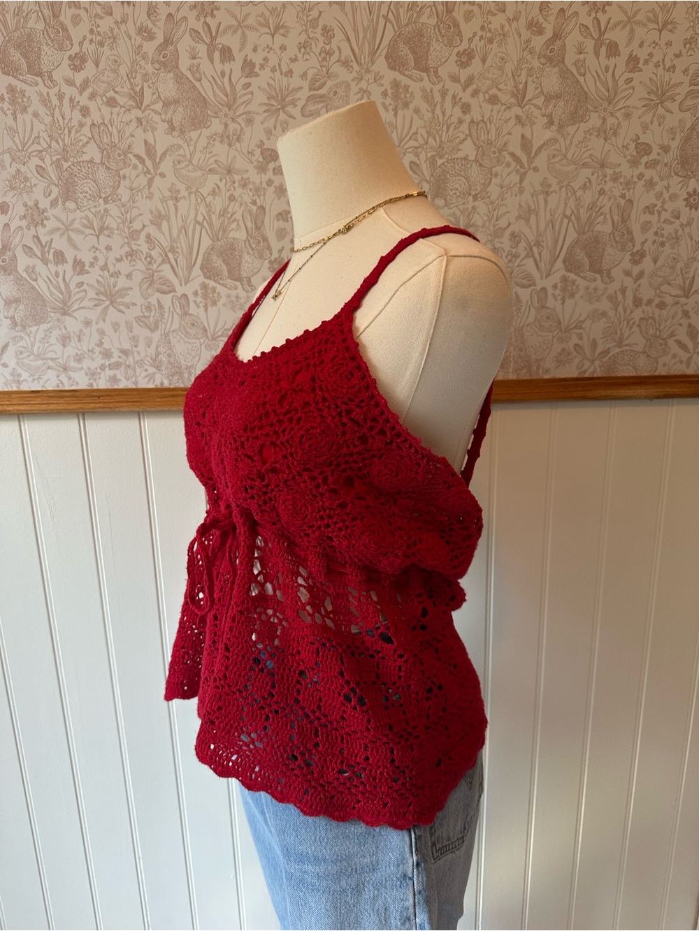 Vintage Red Crochet Rose Camisole Top – Size M/M - Picture 5 of 7